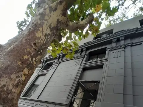 Departamento en venta en Temperley con cochera