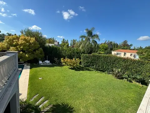 Casa en Venta al Este