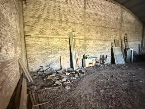 Depósito en  Juncal y Moreno - Alvarez