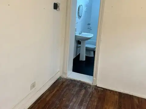 Av Álvarez Thomas 2300