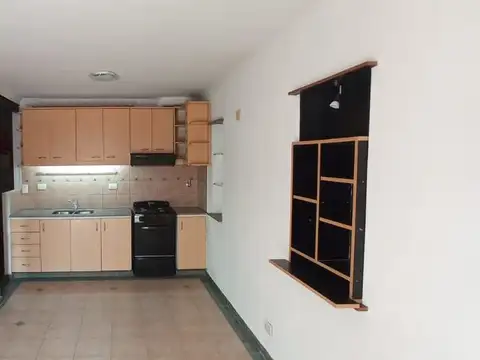 Depto Tipo Casa en Alquiler en Quilmes, $ 550.000