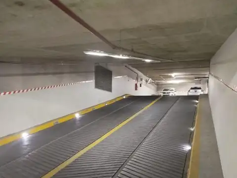 Cochera en venta - 15Mts2 - Once