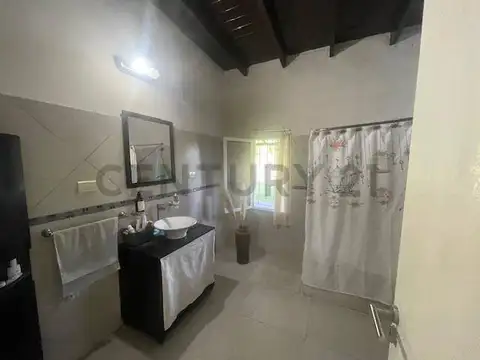 ROJAS entre PAYRO Y LAFERRERE 100