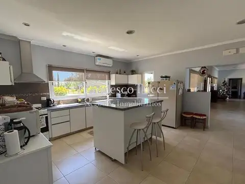 Casa en Venta al Oeste