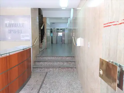 Alquiler de Oficina en edificio corporativo  lavalle al 600