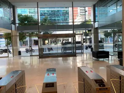 Del Libertador Av. al 6300