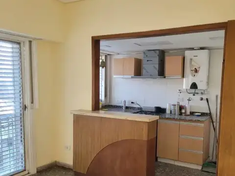 20 De Septiembre 2900, Piso 2