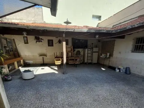 Depto Tipo Casa en Alquiler de 2 dormitorios