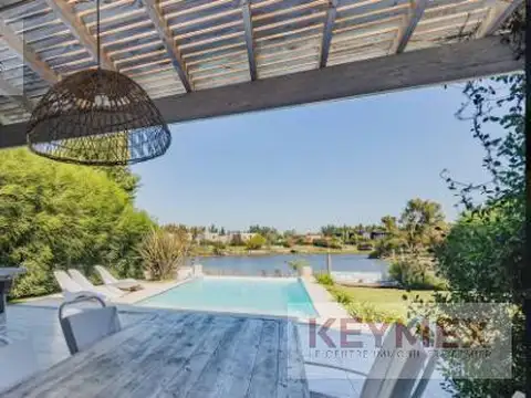 Casa en Venta 5 Ambientes s a La Laguna Barrio San Marco   GALERIA PARRILLA PILETA JARDIN