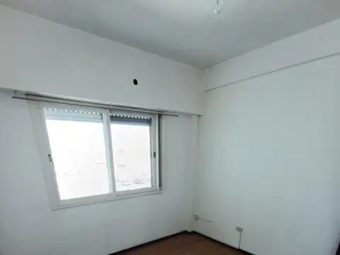 De Los Robles , Piso 4
