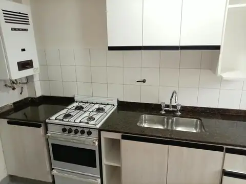 Departamento en Alquiler en Zona Centro, $ 600.000