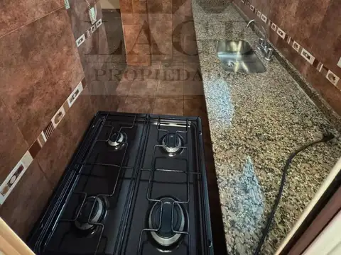 Depto Tipo Casa 3 ambientes con 2 baños