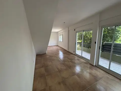 Depto Tipo Casa 3 ambientes con 1 baño
