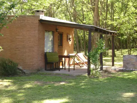 DOS CABAÑAS EN LAS CALLES