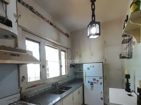 Casa 2 ambientes con 2 baños