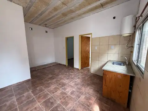 Depto Tipo Casa en Alquiler en San Fernando, $ 400.000
