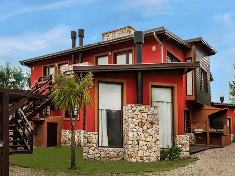 Paseo 146 entre Avenida 4 y 5