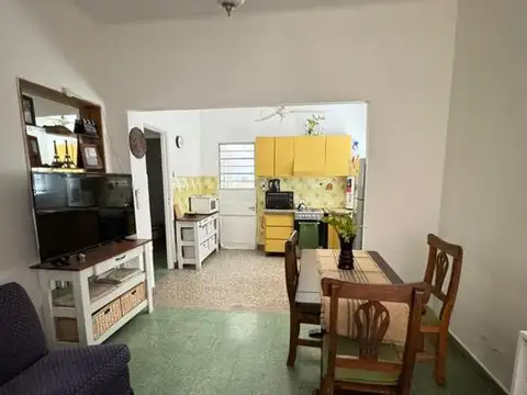 Depto Tipo Casa 3 ambientes con 1 baño