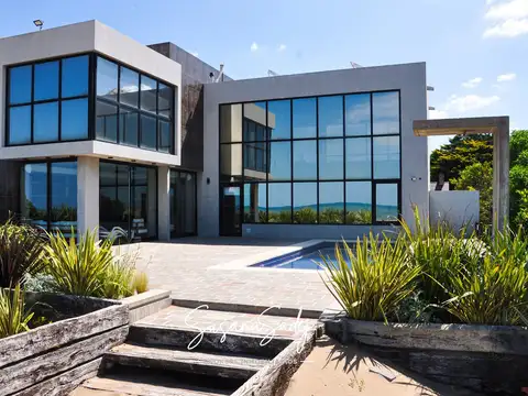 Casa en Venta en Pinamar, USD 1.250.000