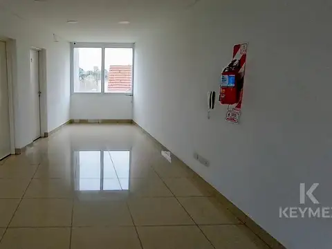 Venta Locales - Edificio Comerciale y Oficinas - Pilar