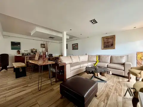 Casa en Venta en Carrasco , USD 770.000