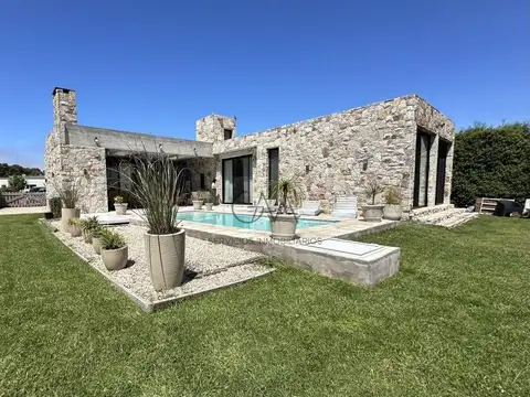 Casa en venta en Barrio Arenas del Sur