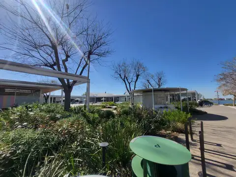 Lote al lago, barrio Costas Puertos del Lago