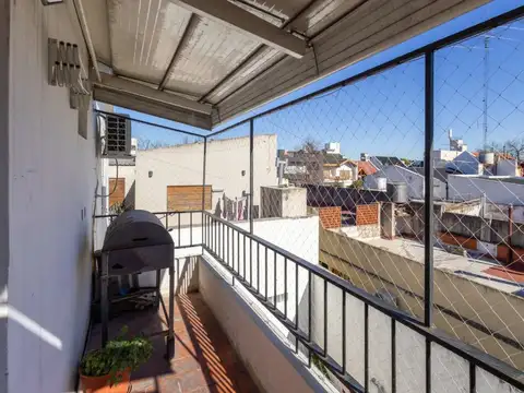 VENTA DEPTO 3 AMBIENTES VILLA DEL PARQUE BALCON