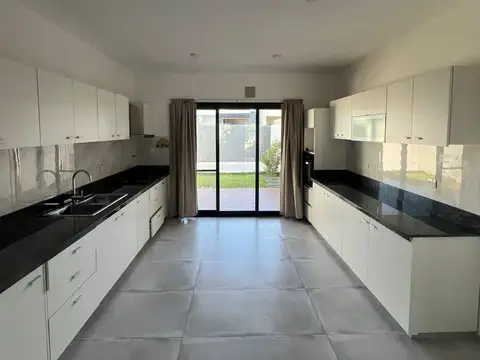 DOCTA BOULEVAR - CASA PREMIUM EN VENTA