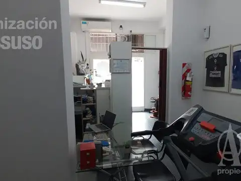 Av Maipú  3686 Olivos