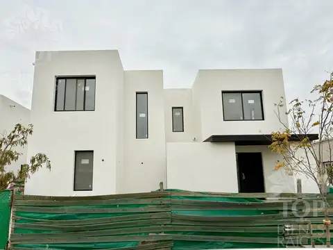 Casa en Venta en Villanueva, USD 325.000