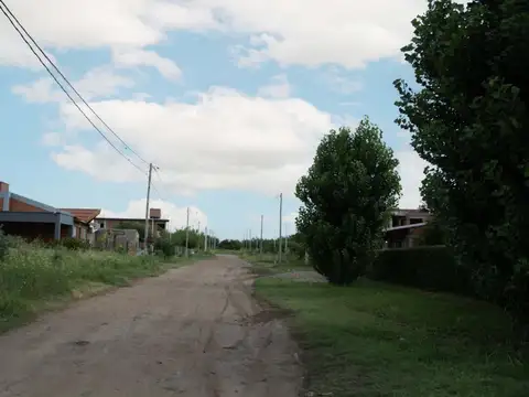 Terreno en Venta en Padre Tissera, USD 15.000