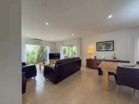 Casa en Venta en Coronel Brandsen, USD 250.000