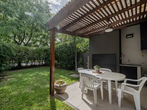 Avenida de los Lagos 3100