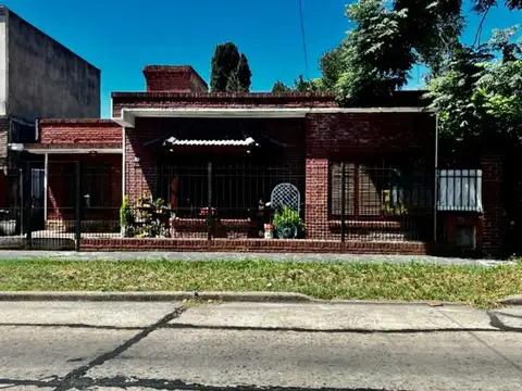 LOTE TERRENO EN VENTA EN BOULOGNE CON VIVIENDA 