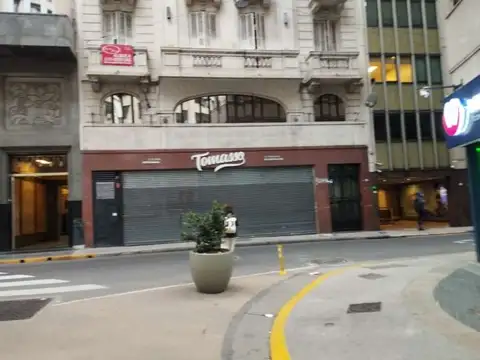 Sarmiento 900, Piso 2