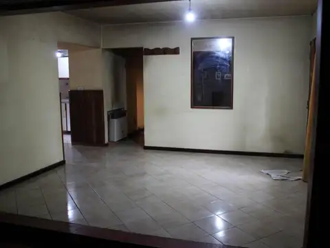 Casa en Venta en Marcos Paz, USD 142.000