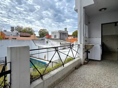 Depto Tipo Casa en Venta de 4 dormitorios