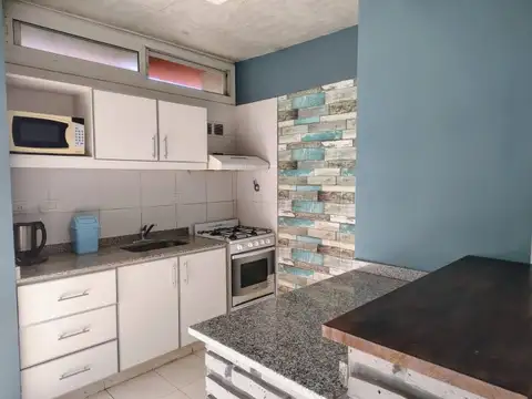 Depto Tipo Casa 3 ambientes con 1 baño