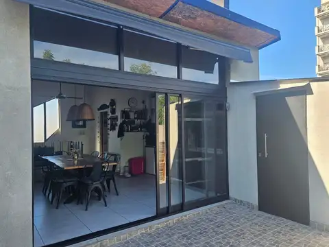 PH EN VENTA, VILLA PUEYRREDON, 4 AMBIENTES, QUINCHO, PARRILLA, TERRAZA PROPIA | APTO CREDITO