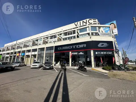 Oficina en Venta, Complejo Comercial Vincere - Pilar - Colectora - Km 53