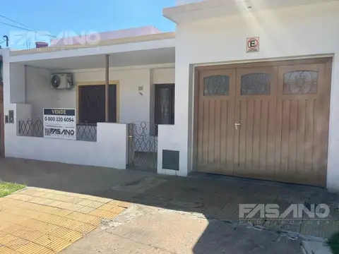 Casa en Venta con 1 cochera