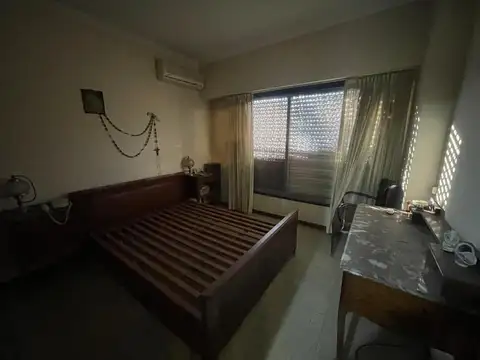 Solido chalet dos ambientes (previsto para segundo dormitorio)