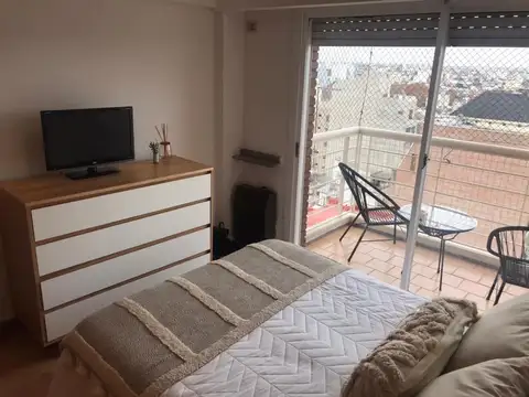 Directorio 300, Piso 10