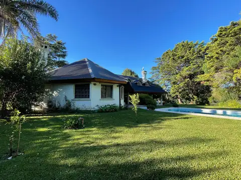 Casa 5 Amb 336 m² en Lote de 1500 m² -  San Diego C.C