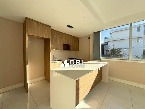Departamento en Alquiler con 1 cocheras
