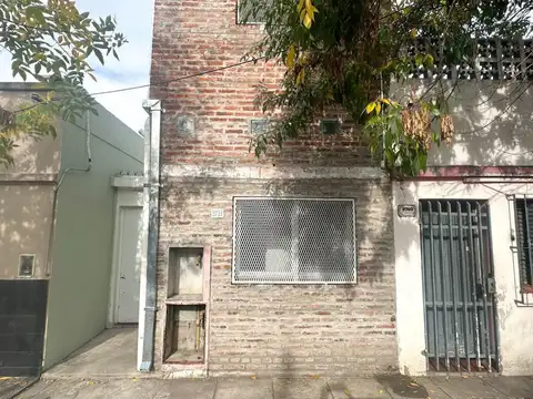 PH a refaccionar en José Carlos Paz 3738