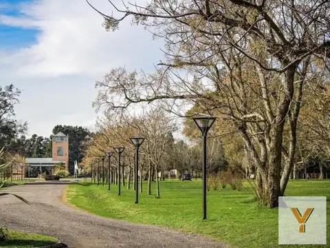 Terreno en venta - 2600mts2 - Club de Campo El Mirador, Coronel Brandsen