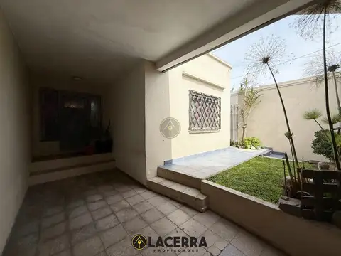 Casa en Venta en Villa Ballester, USD 210.000