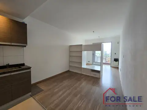 Miranda 4700, Piso 4